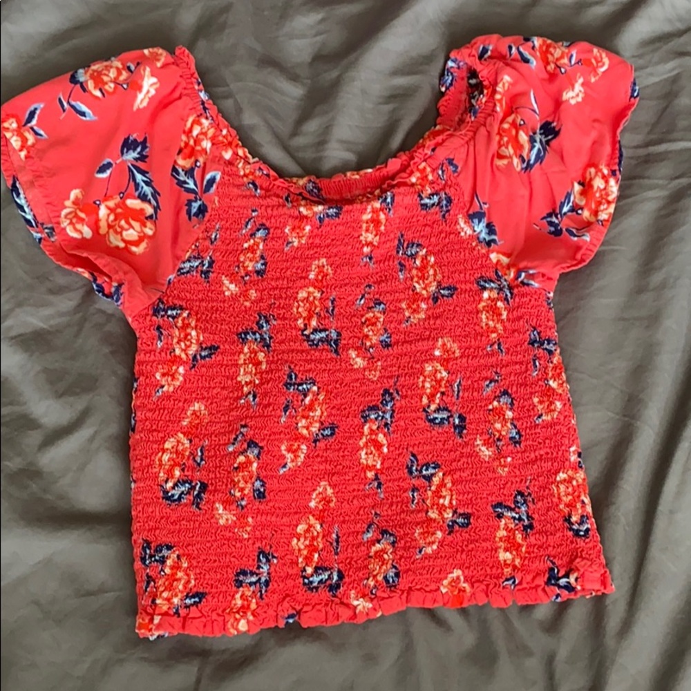 Floral shirt w/ matching shorts.